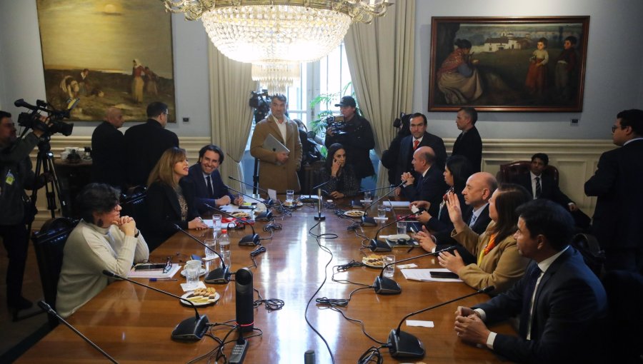 Mesa técnica y política por la megarreforma acuerda ampliar los plazos para la presentación de indicaciones