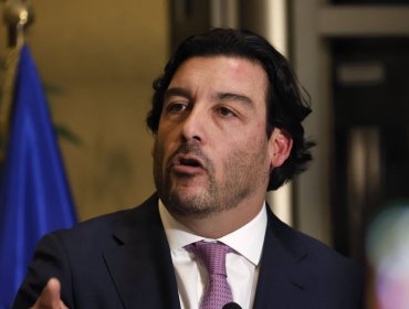 Diputado Leiva no descarta acusación constitucional contra exministra Steinert tras dictamen de Contraloría
