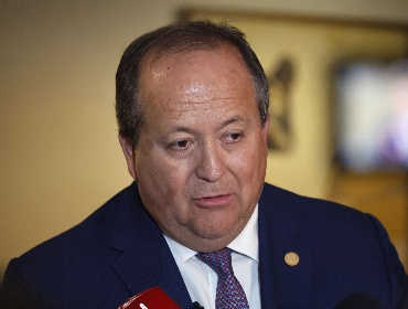 Fiscal nacional Ángel Valencia protagoniza accidente con motociclista en Providencia