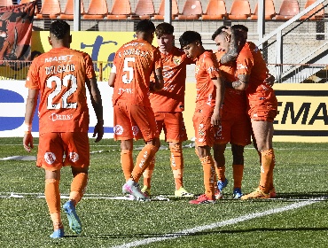 Cobreloa empata con Cobresal y definirá su pase a octavos en la última fecha