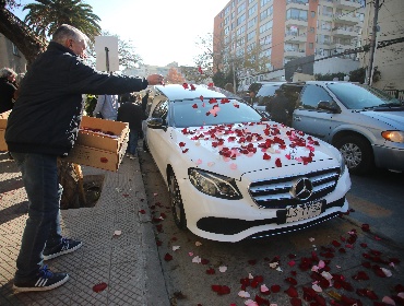 Multitudinaria despedida al actor Fernando Kliche en la Pérgola de las Flores