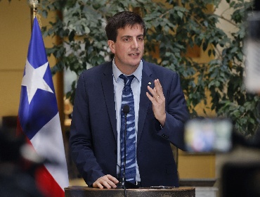 Diputado Schalper marca distancia de Matthei tras críticas al Gobierno de Kast: "No representa la opinión de Chile Vamos"