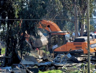 Gobierno impulsa plan habitacional en terrenos de Santo Domingo, Cartagena y San Antonio tras desalojo de la megatoma