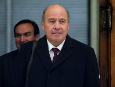 Ministro Quiroz confirma baja en precio de los combustibles y reafirma que la economía crecerá