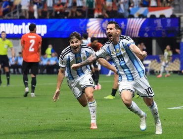 Argentina remonta en la agonía ante Egipto y clasifica a los cuartos de final del Mundial