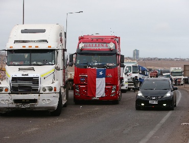 Camioneros plantean que aún hay margen para seguir bajando el precio del diésel