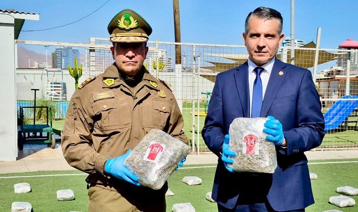 Operativos en Antofagasta dejan más de 2,5 toneladas de drogas incautada y 10 detenidos