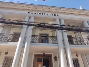 Contraloría ordena restitución de fondos tras detectar irregularidades en subsidios para evitar deserción escolar en Linares
