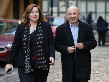Presidenta del PS blinda a senador Castro tras polémica por el TC y lanza duro recado al Gobierno: "La soberbia no es buena"