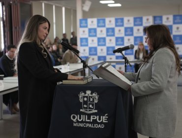 Laura González jura como nueva Concejal de Quilpué: "Emocionada, ansiosa y feliz"