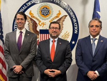 Canciller se reúne con la agencia de EE.UU. que financia proyectos en el exterior para promover la inversión en Chile