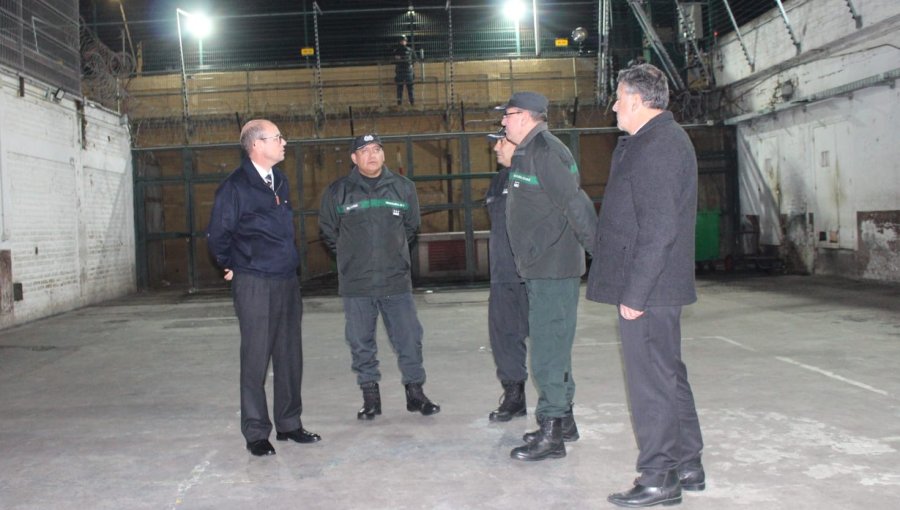 Ministro de Seguridad inspecciona la cárcel de San Antonio y reafirma ofensiva contra el crimen organizado en recintos penales