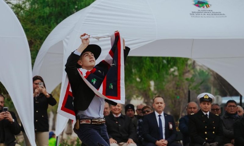 Con inédita ceremonia de izamiento del Pabellón Patrio: Villa Alemana rindió homenaje al Día de la Bandera Nacional