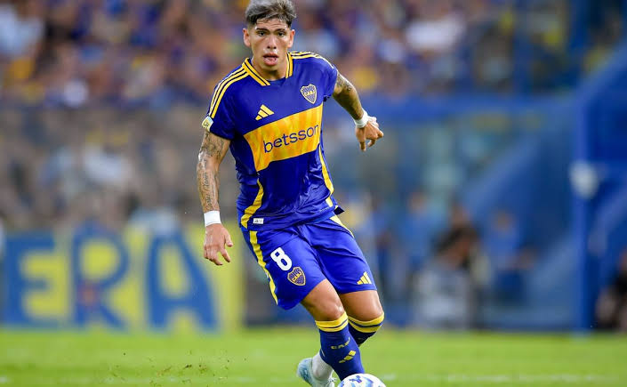 Carlos Palacios jugó su primer partido del año en triunfo de Boca Juniors sobre Atlético Paranaense