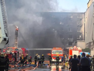 Incendio en una fábrica de calzado deja al menos 28 personas fallecidas en el este de China