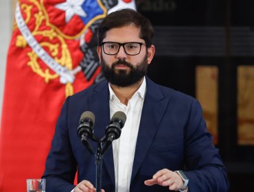 Boric y su mensaje a Kast en su regreso a La Moneda: "Hemos sido rivales en ideas, pero nos une Chile"