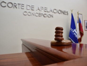 Confirman prisión preventiva para abogada imputada por corrupción en Los Ángeles