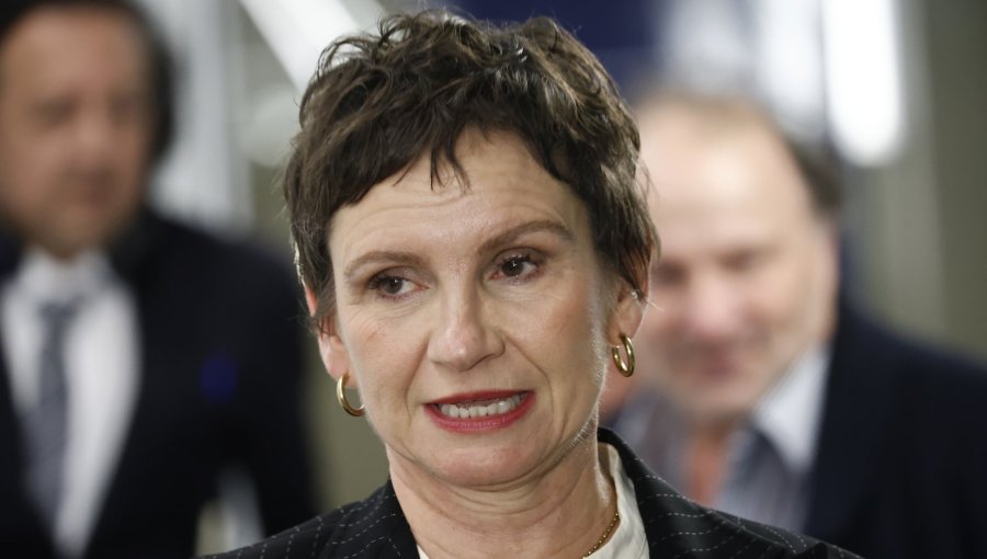 Tohá critica acuerdo del PPD con el Gobierno por la megarreforma: "Por ese camino solo se llega a la irrelevancia"