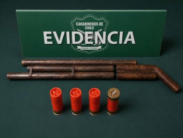 Tres detenidos deja balacera y quema de camioneta en La Ligua: Carabineros apunta a un ajuste de cuentas entre bandas