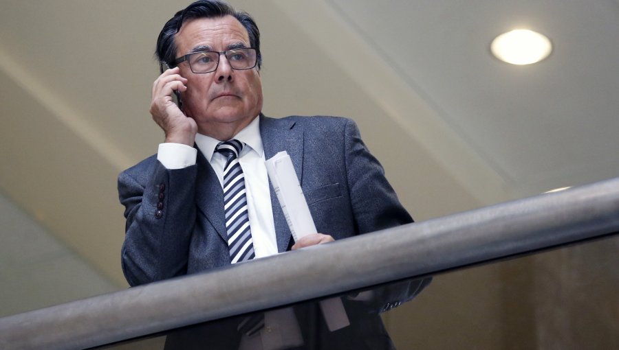Pescadores dueños de polémica planta de jibia acusan "persecución política" de la UDI y apuntan al core Osvaldo Urrutia