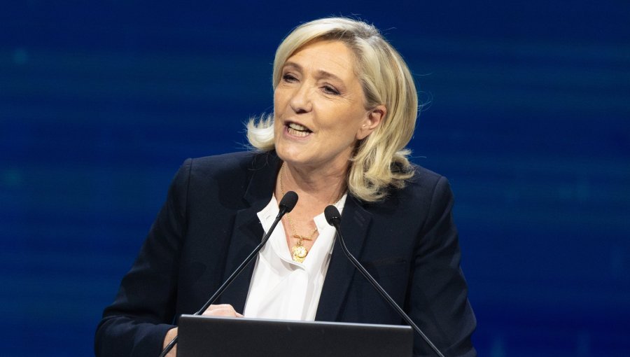 Marine Le Pen lidera encuestas presidenciales en Francia pese a condena por malversación de fondos