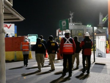 Operativo entre Aduanas, PDI y Policía Marítima al interior del sector portuario de Valparaíso finalizó con cinco detenidos
