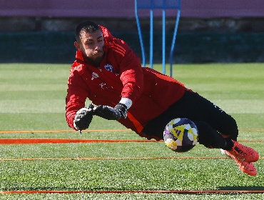 Universidad de Chile busca portero y sondea a dos ex Universidad Católica y a Gabriel Arias