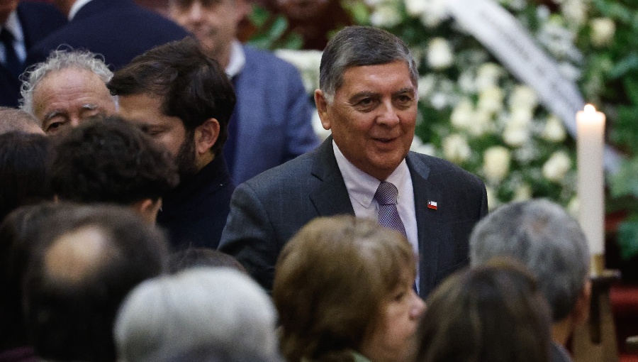 Gobierno retira indicación de megarreforma para respetar acuerdos con el PPD