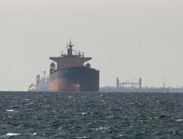 Irán cierra el estrecho de Ormuz y eleva la tensión con Estados Unidos