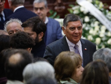 Gobierno retira indicación de megarreforma para respetar acuerdos con el PPD
