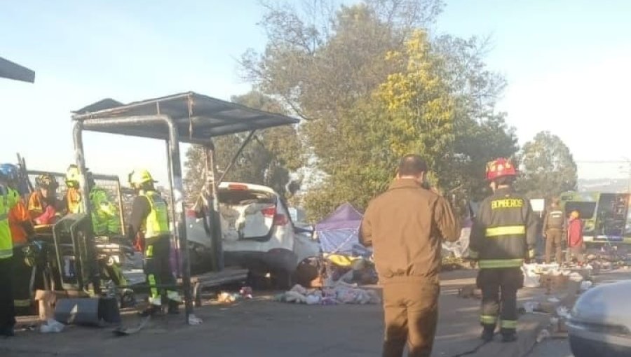 Fatal accidente de tránsito en Viña del Mar: Vehículo irrumpe en la acera dejando 6 personas fallecidas