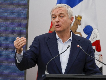 Criteria: Aprobación de Kast cae al 32%, la cifra más baja de su mandato