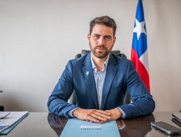 Senador Ibáñez exige transparentar alzas de sueldos de seremis de Medio Ambiente en medio de recortes presupuestarios