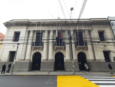 Desconocidos sustraen computadores desde dependencias de la Secretaría Municipal de Valparaíso: casa edilicia anuncia querella