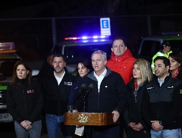 Gobierno ordena desalojo de tomas en zonas de alto riesgo por sistema frontal