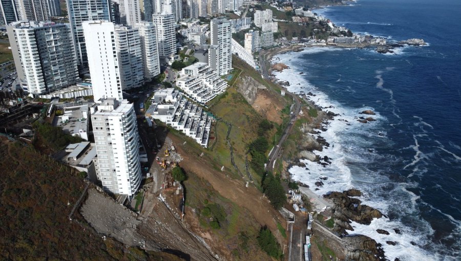 Lluvias reactivan el temor por posibles socavones en edificios de las dunas: "Estamos con la esperanza de que no pase nada"