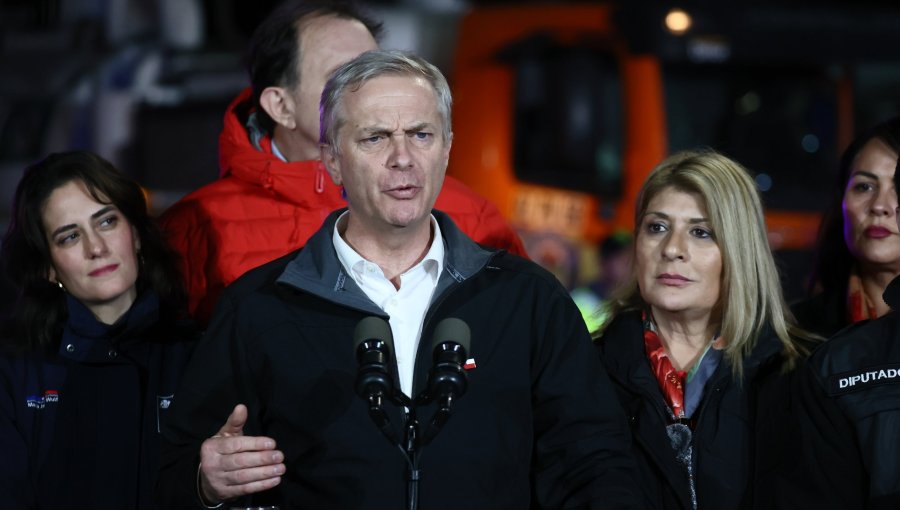 Presidente Kast refuerza llamado a la prevención ante sistema frontal: "No podemos evitar el frente, pero sí colaborar"