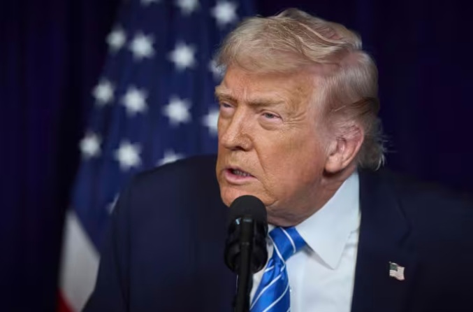 Trump descarta frenar operaciones vehiculares del ICE tras muertes: "No ocurrirá mientras yo esté al mando"