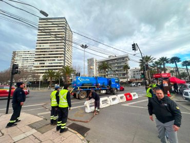 Fuerte oleaje asociado a los sistemas frontales obliga a cerrar la Av. Perú de Viña del Mar