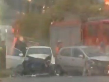 Accidente de tránsito en Camino Internacional de Viña del Mar deja a tres personas lesionadas: uno de los afectados es un paciente pediátrico