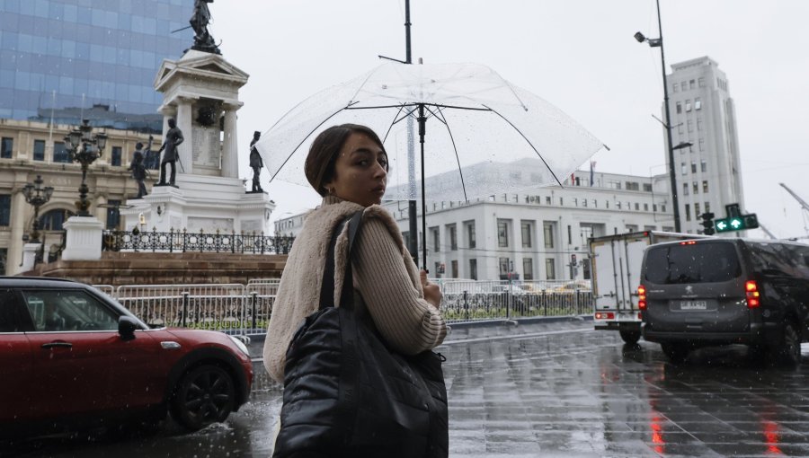 Más de 61 mil clientes se encuentran sin suministro eléctrico por sistema frontal en la región de Valparaíso