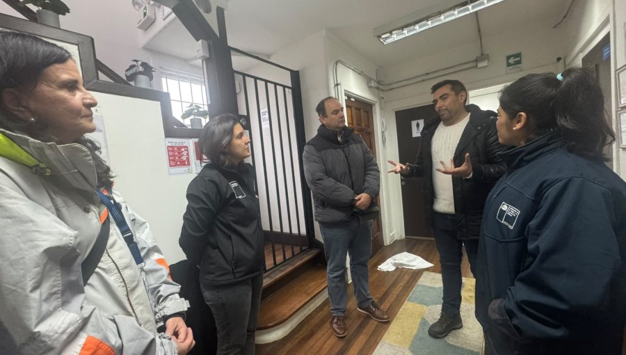 Seremi de Desarrollo Social refuerza monitoreo de albergues en Valparaíso durante sistema frontal y recuerda uso del Fono Calle