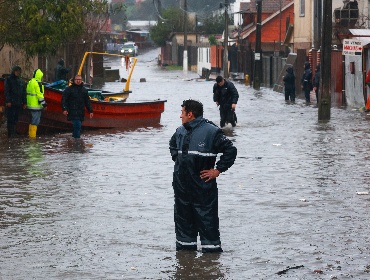 Tres fallecidos deja el sistema frontal: Gobierno confirma víctimas en Biobío, La Araucanía y la región Metropolitana