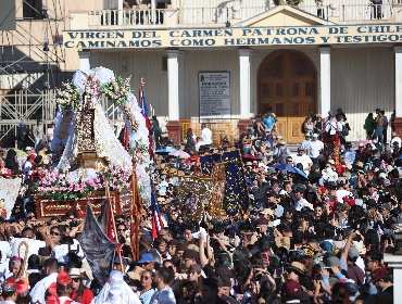 Fiesta de La Tirana inicia sus despedidas tras reunir a cerca de 500 mil peregrinos