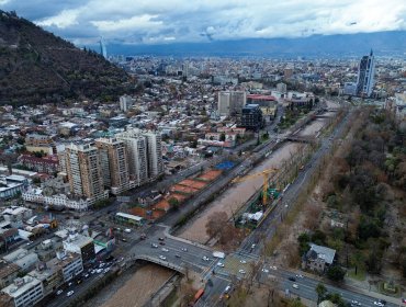 Delegado presidencial de la región Metropolitana valora respuesta preventiva tras sistema frontal