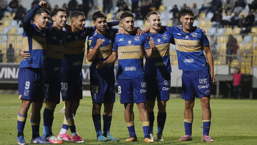 Everton ficha al joven mediocampista colombiano Gustavo Charrupí