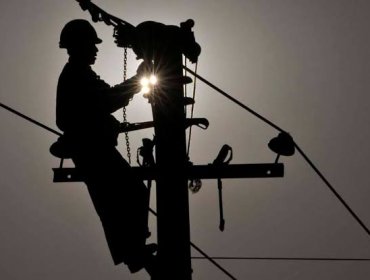 Alcalde de Villa Alemana pide al Ministerio de Energía que exija planes de contingencia a empresas eléctricas tras masivos cortes