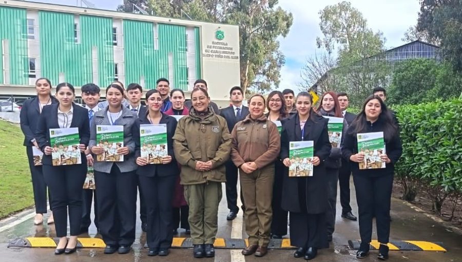 24 jóvenes de Viña del Mar fueron seleccionados para iniciar su formación como Carabineros