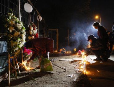 Cámara de Diputados rindió minuto de silencio por víctimas del atropello que le costó la vida a seis personas en feria de Viña del Mar