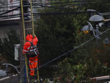 SEC formula cargos contra Chilquinta por prolongados cortes de suministro eléctrico en la región de Valparaíso